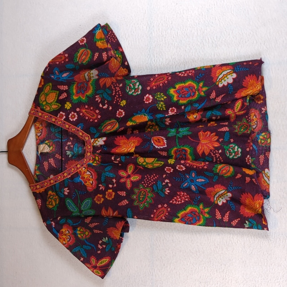 Colorful Rainbow Floral Paisley Lightweight Short Sleeve Shirt M